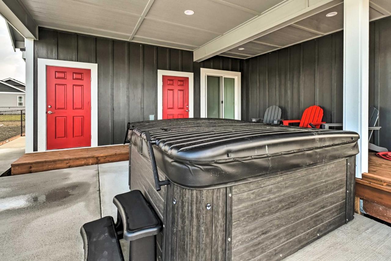 Ocean Shores Getaway With Fireplace And Hot Tub! Exterior foto