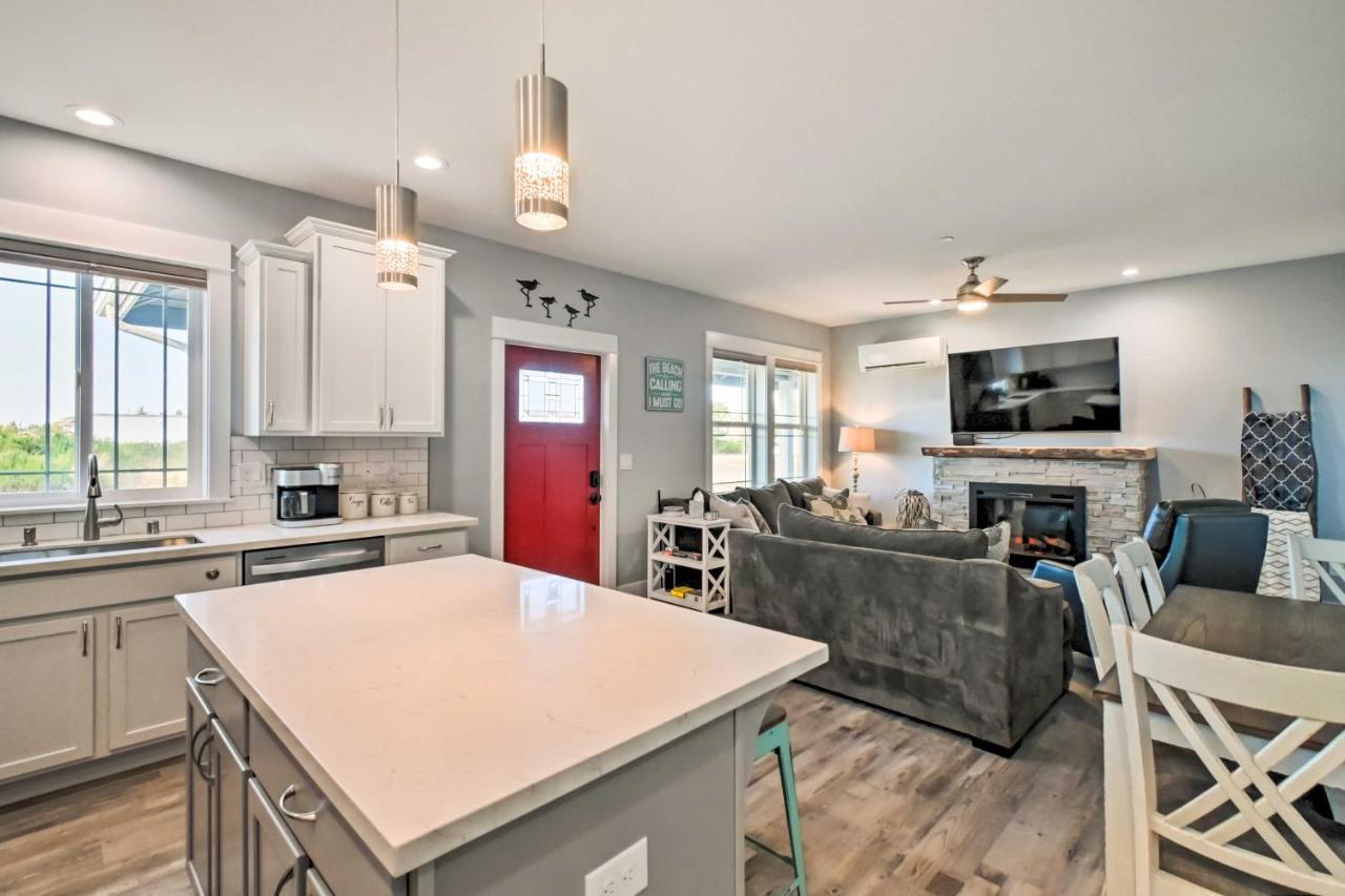 Ocean Shores Getaway With Fireplace And Hot Tub! Exterior foto